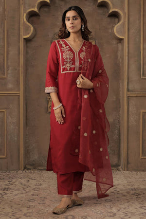 Maroon Embroidered Silk Blend Kurti Pant Set (IDKH9MR12459)