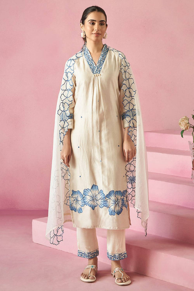 Off White Floral Embroidered Silk Blend Kurti Pant Set (IDKH9OW11113)