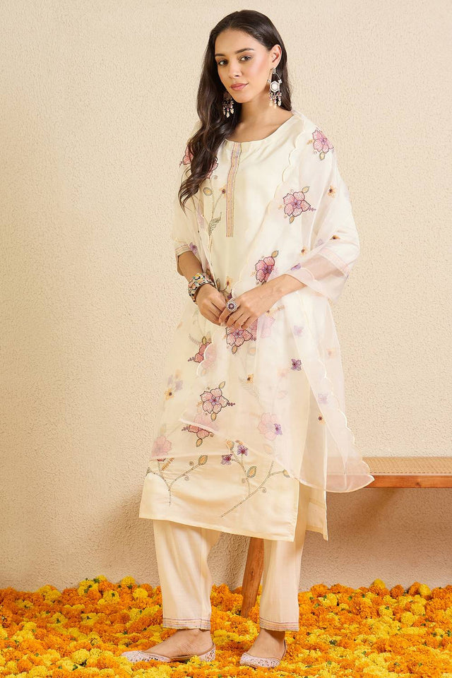 Off White Floral Embroidered Silk Blend Kurti Pant Set (IDKH9OW12429)