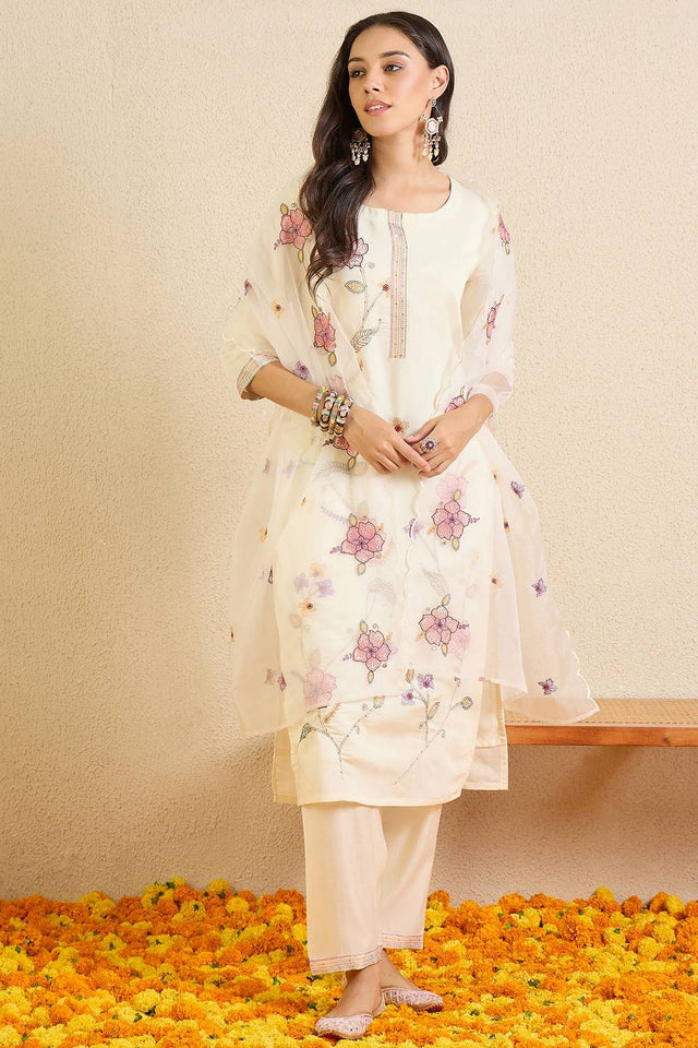 Off White Floral Embroidered Silk Blend Kurti Pant Set (IDKH9OW12429)