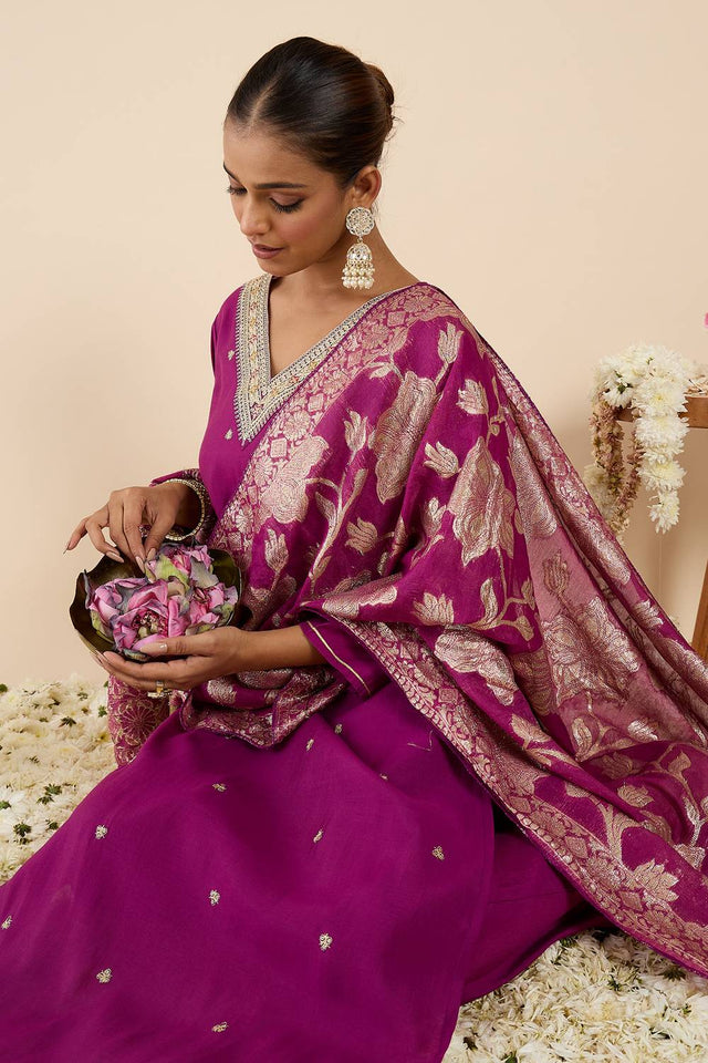 Violet Embroidered Silk Blend Kurti Pant Set (IDKH9PR12274)