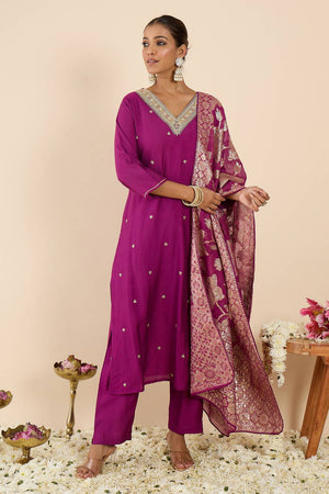 Violet Embroidered Silk Blend Kurti Pant Set (IDKH9PR12274)