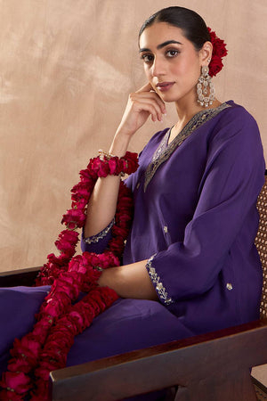 Violet Embroidered Silk Blend Kurti Pant Set (IDKH9PR12335)