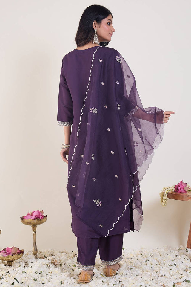 Violet Embroidered Silk Blend Kurti Pant Set (IDKH9PR12425)