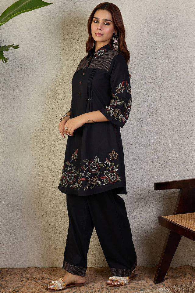 Black Floral Embroidered Cotton Kurti Pant Set (IDKS0BK11563)