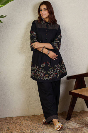 Black Floral Embroidered Cotton Kurti Pant Set (IDKS0BK11563)