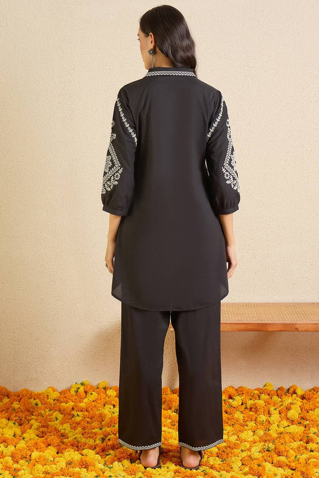 Black Floral Embroidered Cotton Kurti Pant Set (IDKS0BK11839)