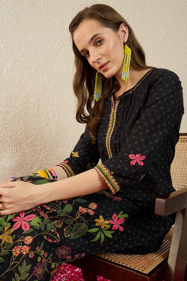 Black Floral Printed Cotton Kurti Pant Set (IDKS0BK11921)