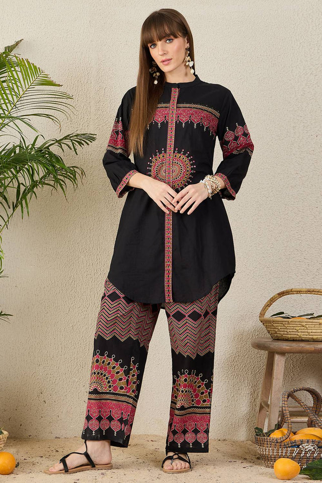 Black Embroidered Cotton Kurti Pant Set (IDKS0BK12176)