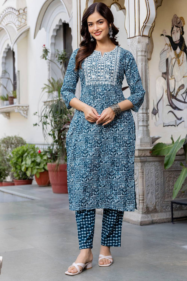 Blue Floral Printed Cotton Kurti Pant Set (IDKS0BL11621)