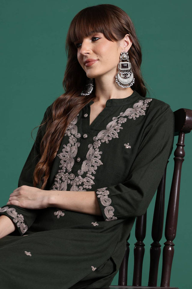Green Embroidered Cotton Kurti Pant Set