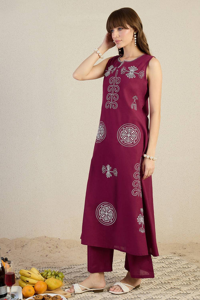 Maroon Embroidered Cotton Kurti Pant Set (IDKS0MR11261)
