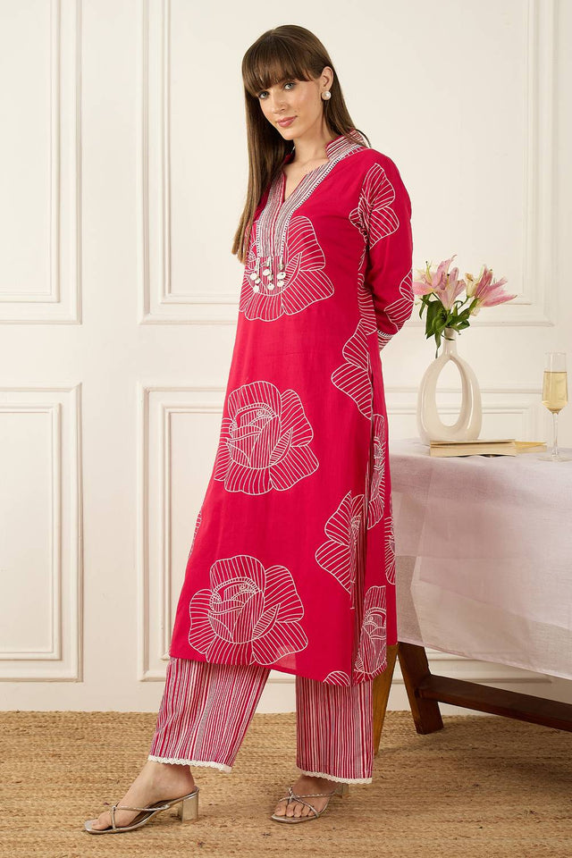 Pink Floral Printed Cotton Kurti Pant Set (IDKS0PK12363)