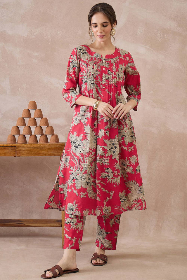 Red Floral Printed Cotton Kurti Pant Set (IDKS0RD12488)