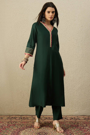 Green Solid Liva Kurti Pant Set (IDKS1BG12497)
