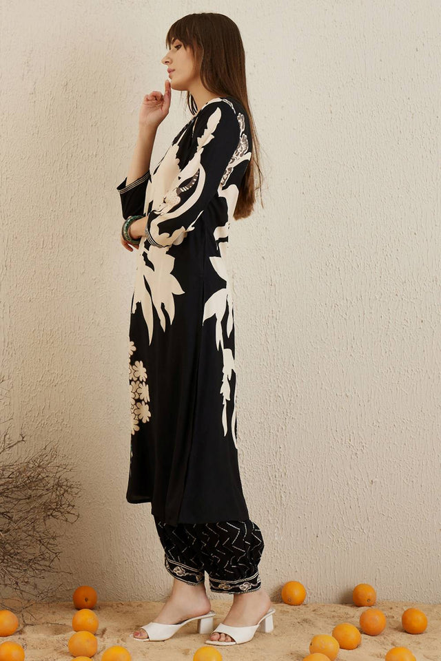 Black Printed Rayon Kurti Pant Set (IDKS5BK6142)