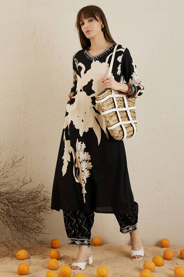 Black Printed Rayon Kurti Pant Set (IDKS5BK6142)