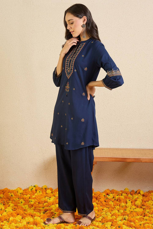Blue Floral Embroidered Rayon Kurti Pant Set (IDKS5BL12178)