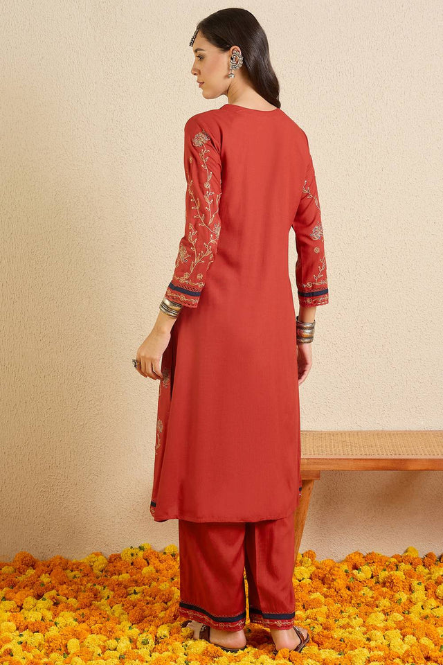 Red Floral Embroidered Rayon Kurti Pant Set (IDKS5RD11597)