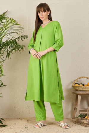 Green Solid Cotton Blend Kurti Pant Set (IDKS9GN11638)