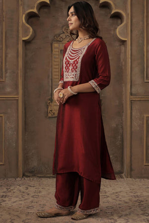 Maroon Embroidered Liva Kurti Pant Set (IDKS9MR11734)