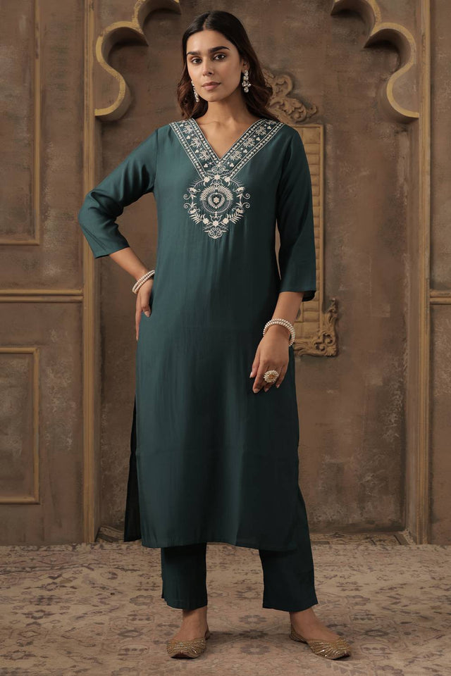 Turquoise Floral Embroidered Silk Blend Kurti Pant Set (IDKS9TL12216)