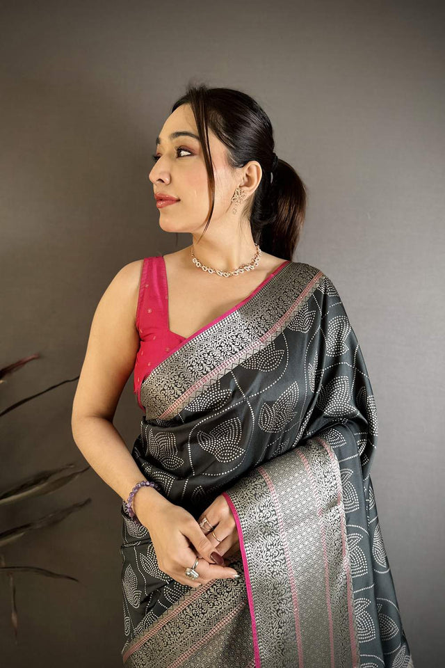 Black Kanjivaram Woven Banarasi Silk Saree (JK13110)