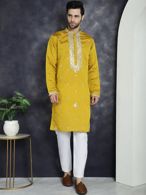 Men's Embroidered Kurta With Pajama