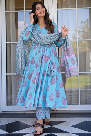 Blue Floral Printed Rayon Palazzo Suits (KF clora3-306)