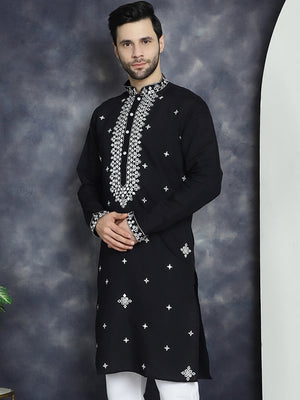 Men's Black Embroidered Kurta