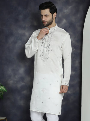 Men's White Embroidered Kurta