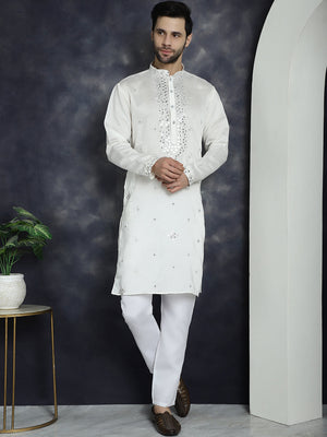 Men's White Embroidered Kurta