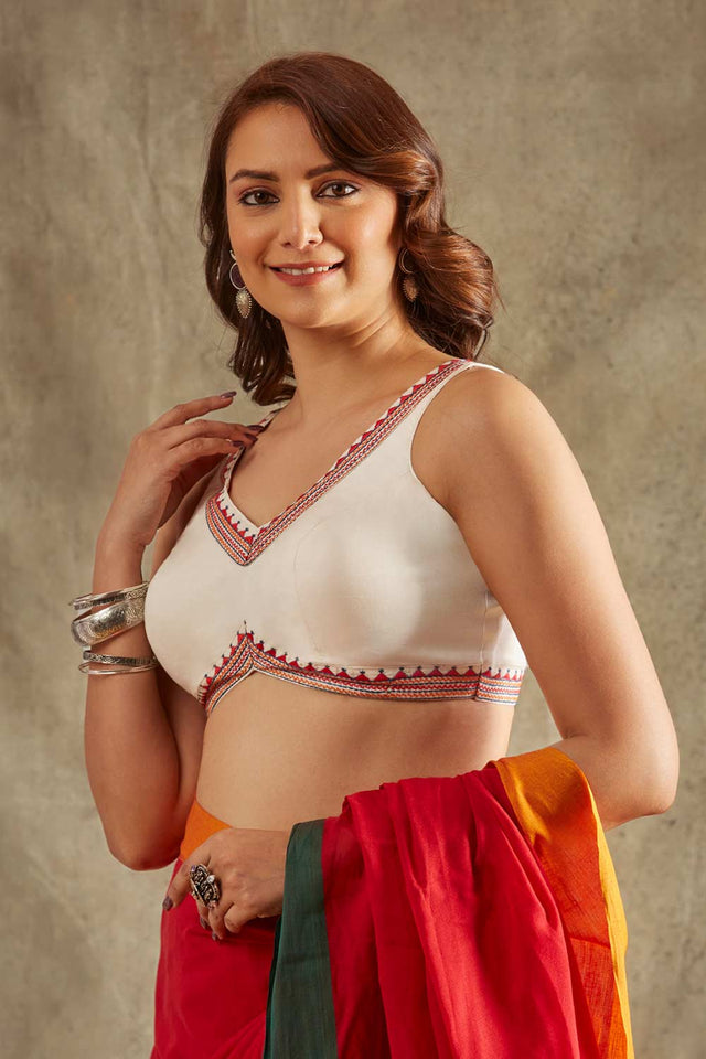 White Cotton Solid Sleeveless Blouse