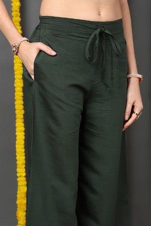 Green Silk Blend Solid Embroidered Straight Cut Suit Set