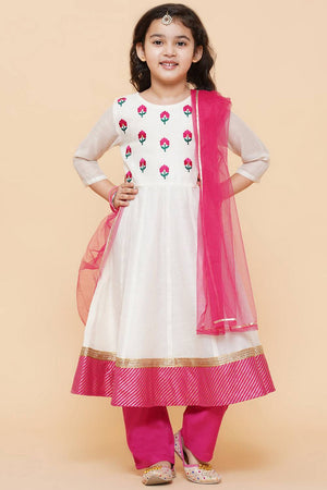 Girl's White Embroidered Cotton Kurta Set