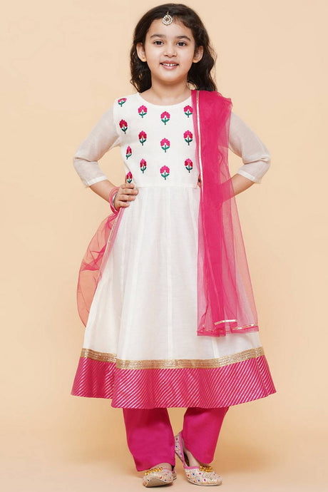 Girl's White Embroidered Cotton Kurta Set