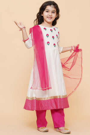 Girl's White Embroidered Cotton Kurta Set