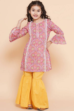 Girl's Pink Floral Printed Cotton Kurta Set