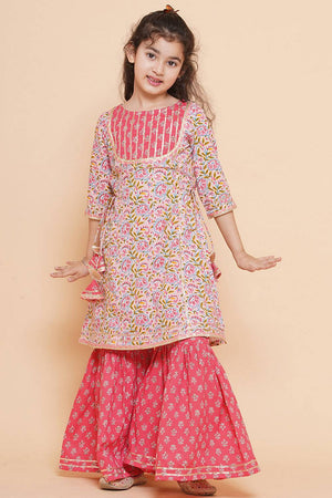 Girl's Pink Floral Printed Cotton Kurta Set