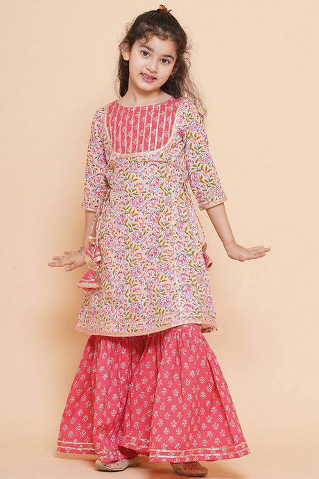 Girl's Pink Floral Printed Cotton Kurta Set