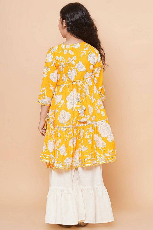 Girl's Yellow Floral Printed Cotton Kurta Set