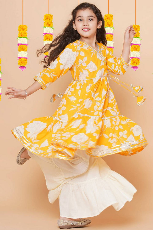 Girl's Yellow Floral Printed Cotton Kurta Set