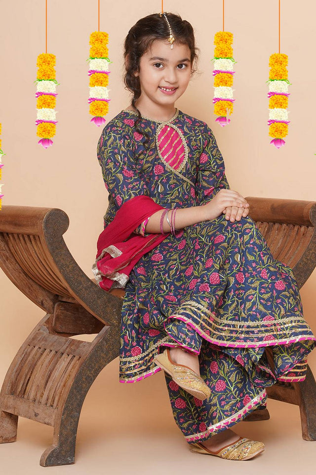 Girl's Blue Floral Printed Cotton Kurta Set
