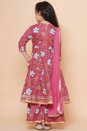 Girl's Peach Floral Printed Cotton Kurta Set