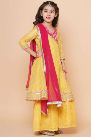 Girl's Yellow Woven Silk Kurta Set