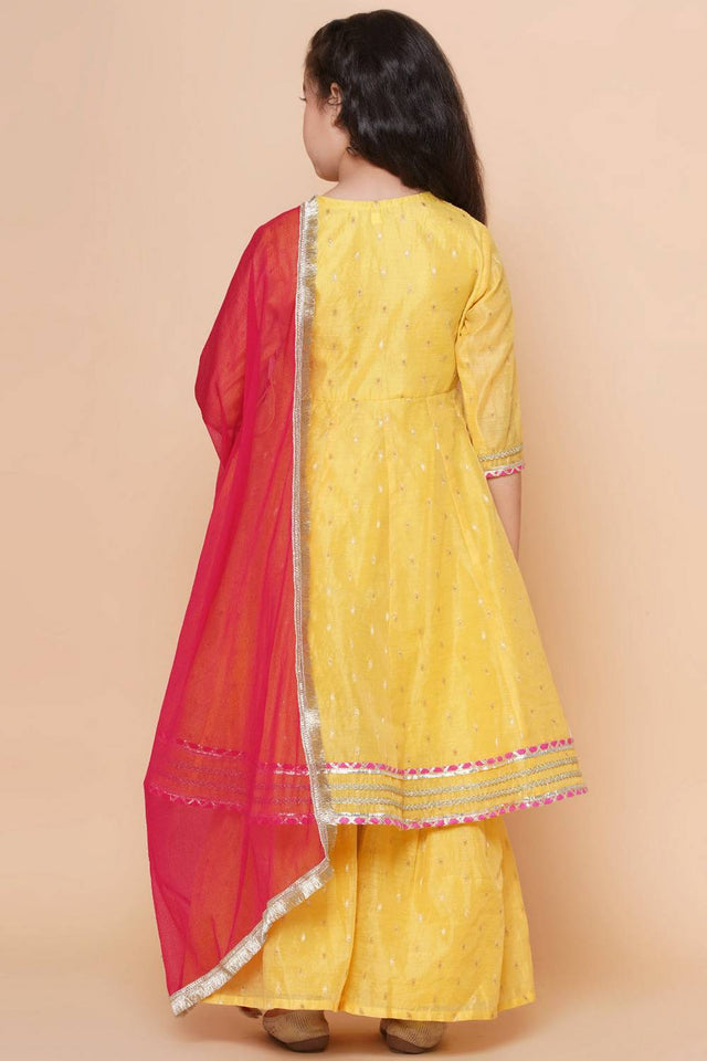 Girl's Yellow Woven Silk Kurta Set