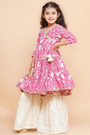 Girl's Pink Floral Printed Cotton Kurta Set