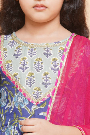 Girl's Blue Floral Printed Cotton Kurta Set