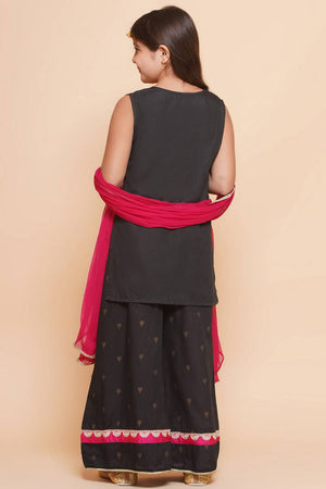 Girl's Black Embroidered Cotton Kurta Set