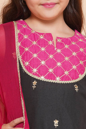 Girl's Black Embroidered Cotton Kurta Set